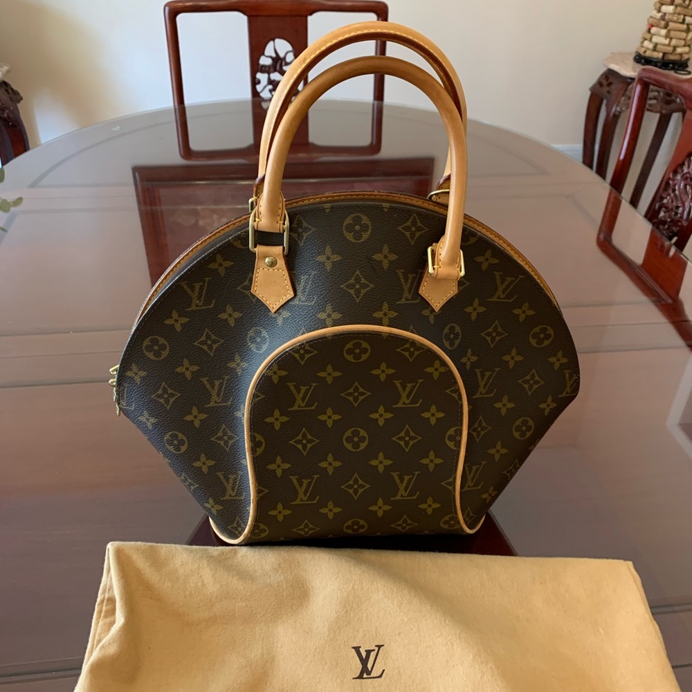 Vintage Louis Vuitton Ellipse Handbag